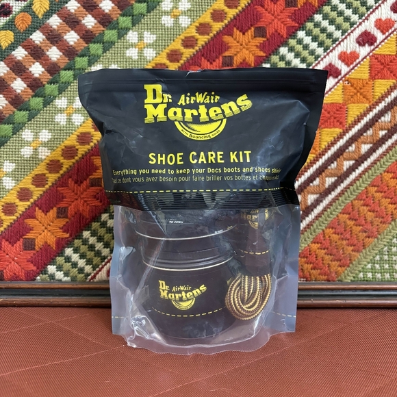 Dr. Martens 1460 smooth leather boot - Picture 6 of 8